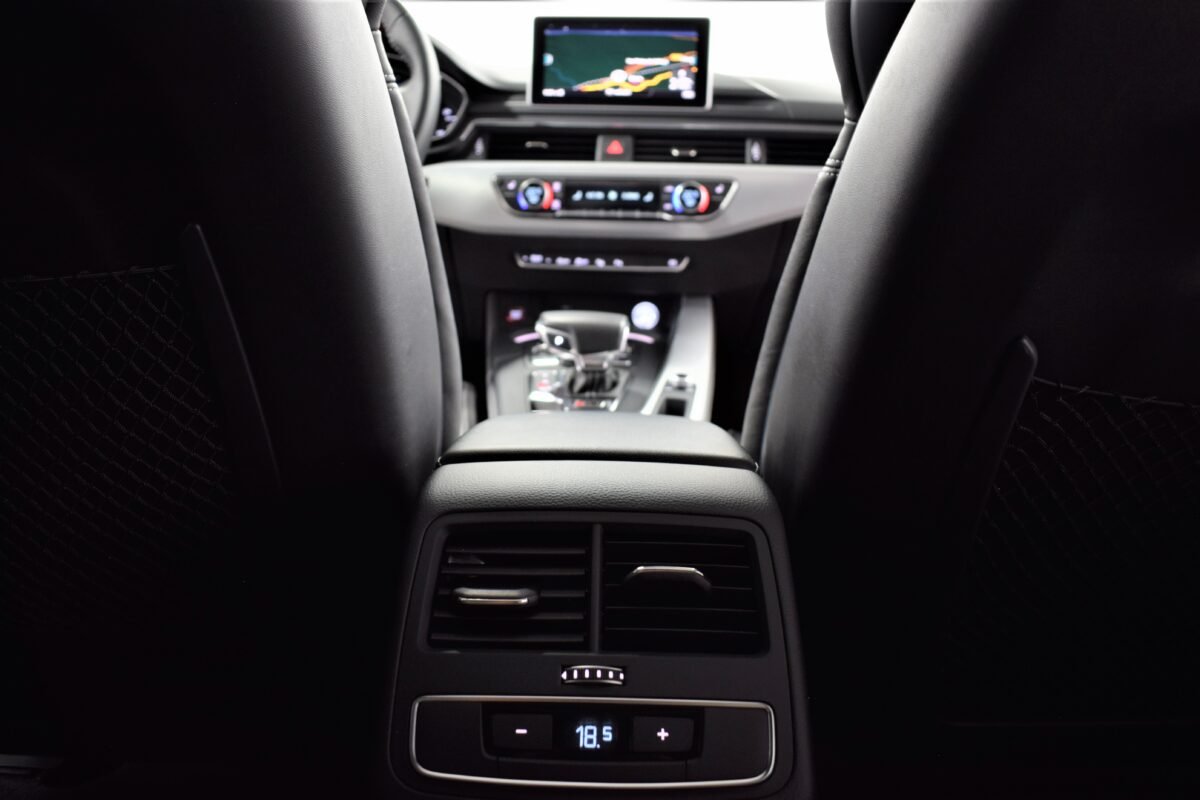 AUDI RS4 AVANT 2.9 TFSI QUATTRO TIPTRONIC 450 CV