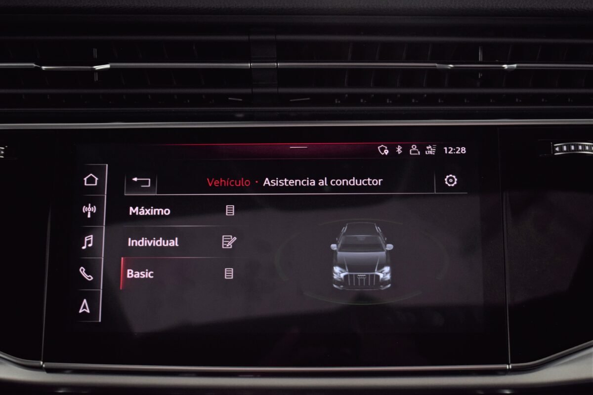 AUDI Q8 BLACK LINE 50 TDI QUATTRO TIPTRONIC MHEV 286 CV