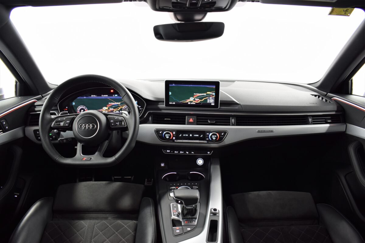 AUDI RS4 AVANT 2.9 TFSI QUATTRO TIPTRONIC 450 CV