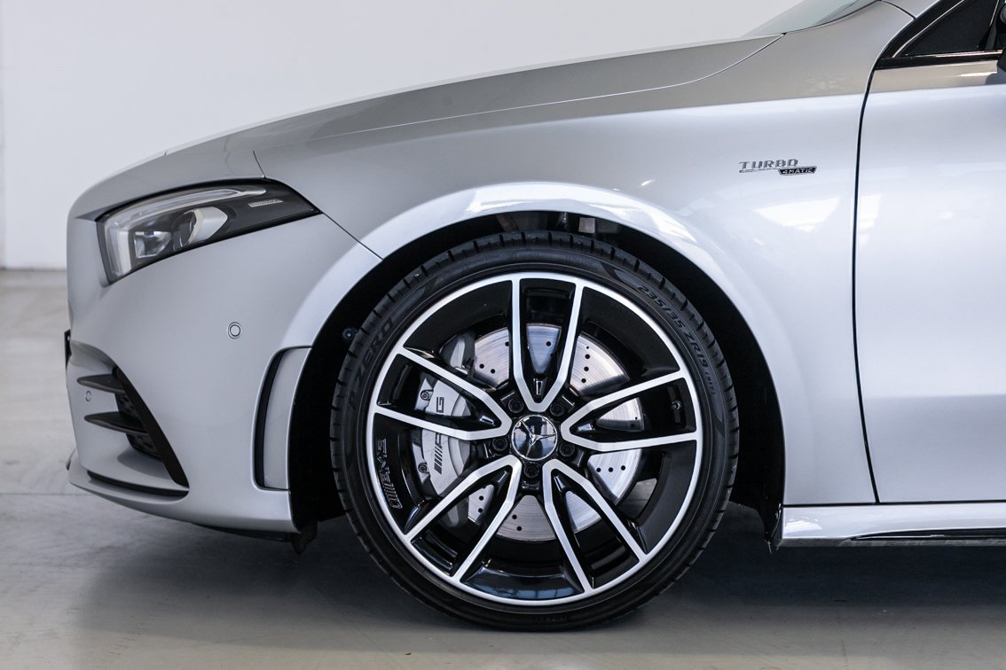 MERCEDES-BENZ Clase A A35 AMG 4MATIC 7G-DCT 306 CV