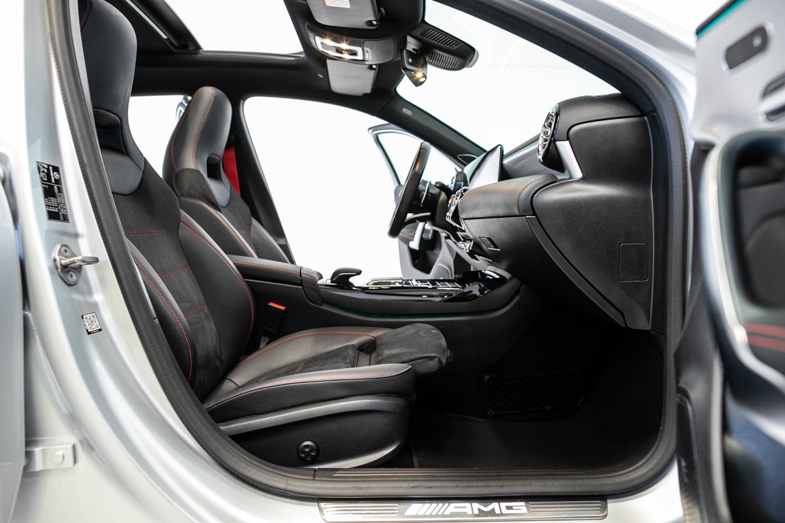 MERCEDES-BENZ Clase A A35 AMG 4MATIC 7G-DCT 306 CV