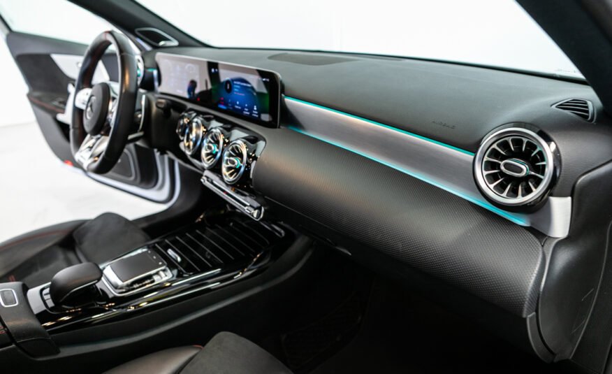 MERCEDES-BENZ Clase A A35 AMG 4MATIC 7G-DCT 306 CV