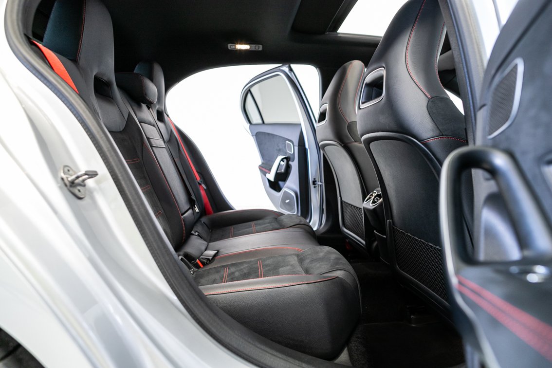 MERCEDES-BENZ Clase A A35 AMG 4MATIC 7G-DCT 306 CV