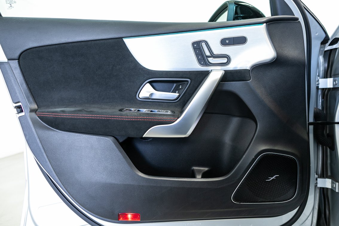 MERCEDES-BENZ Clase A A35 AMG 4MATIC 7G-DCT 306 CV