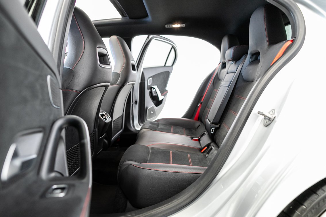 MERCEDES-BENZ Clase A A35 AMG 4MATIC 7G-DCT 306 CV