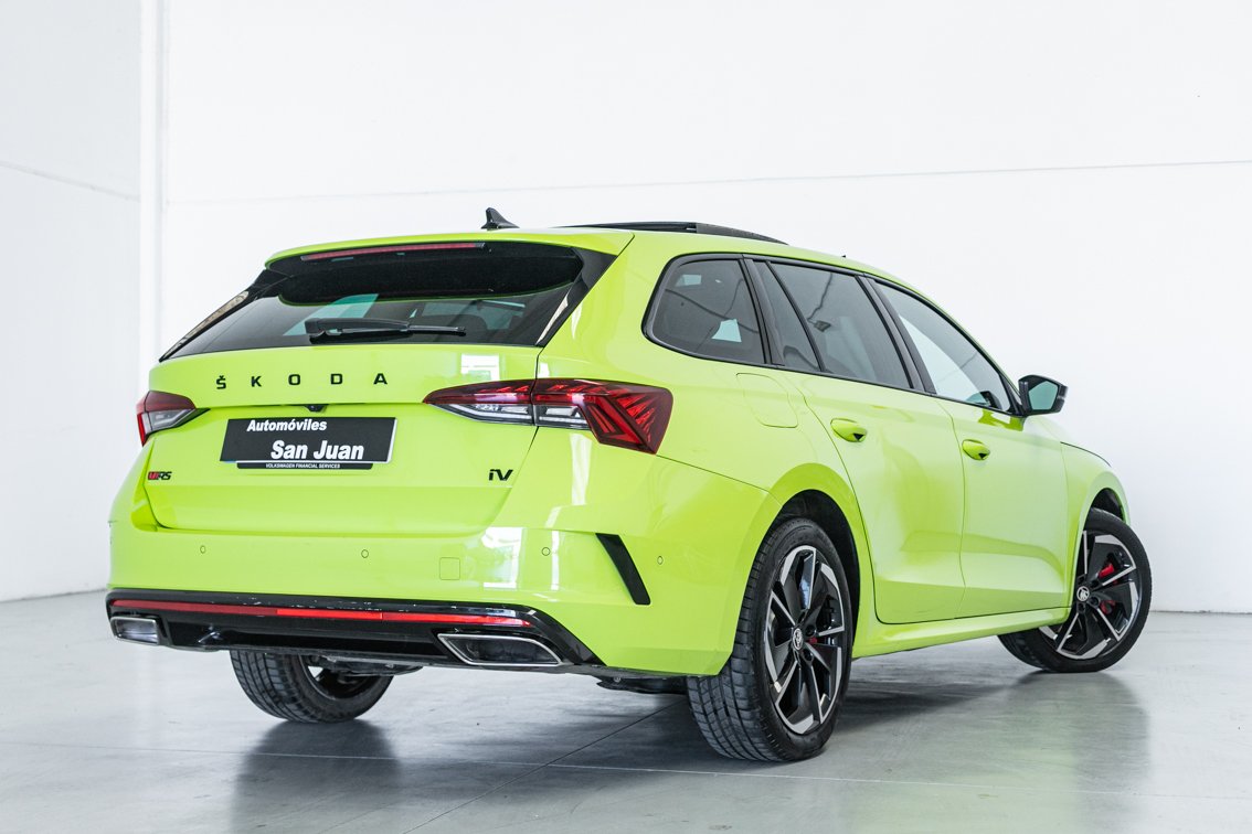 SKODA OCTAVIA COMBI RS 1.4 TSI PHEV DSG 245 CV