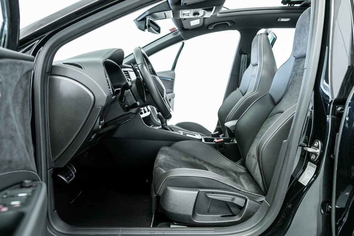 SEAT LEON ST CUPRA BLACK CARBON 2.0 TSI 4DRIVE DSG 300 CV