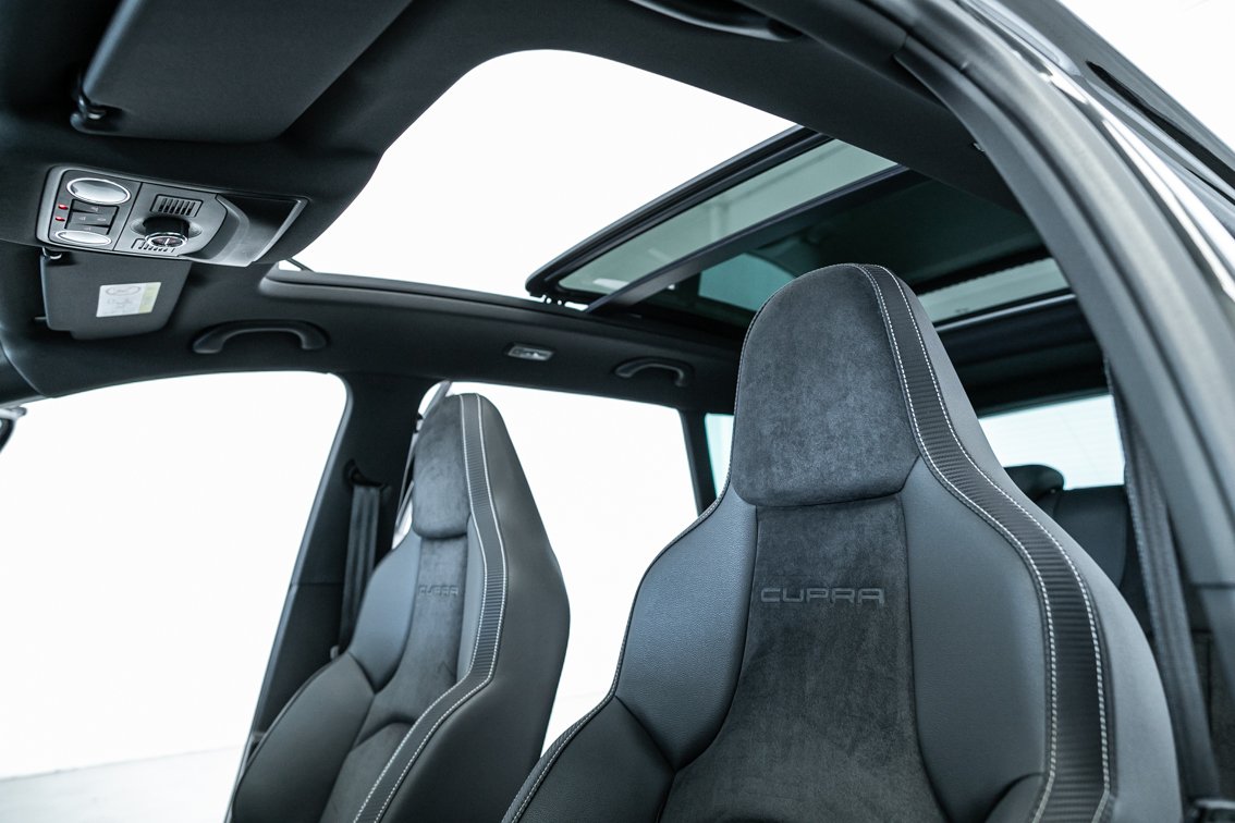 SEAT LEON ST CUPRA BLACK CARBON 2.0 TSI 4DRIVE DSG 300 CV