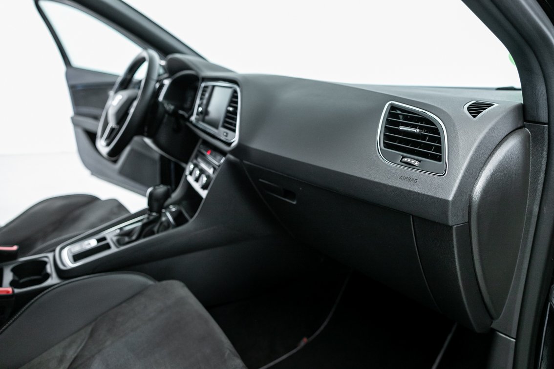 SEAT LEON ST CUPRA BLACK CARBON 2.0 TSI 4DRIVE DSG 300 CV