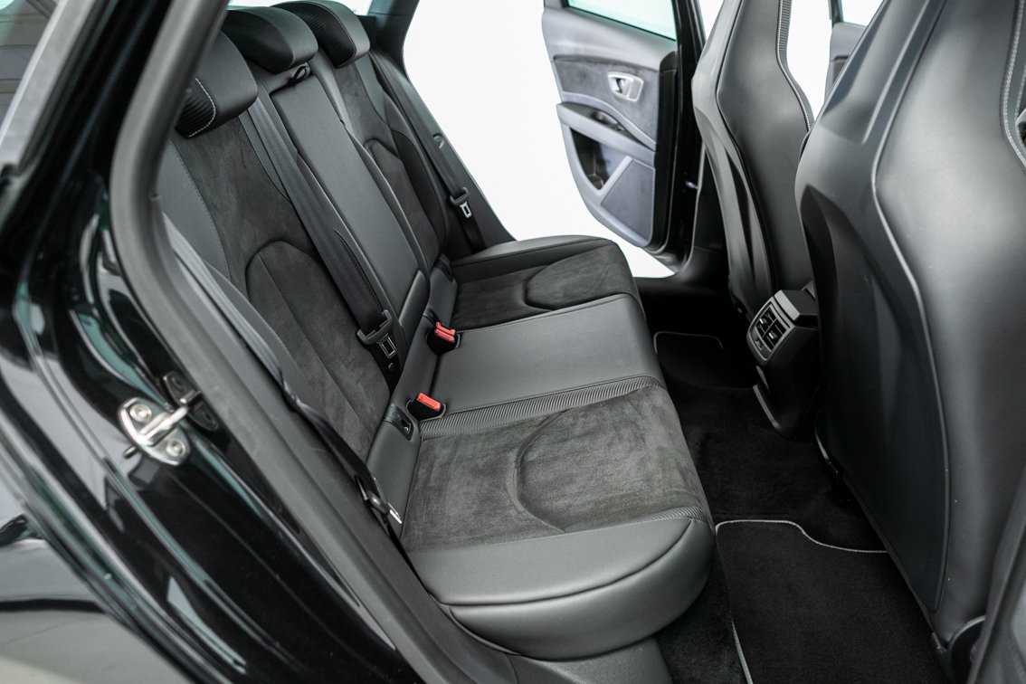 SEAT LEON ST CUPRA BLACK CARBON 2.0 TSI 4DRIVE DSG 300 CV