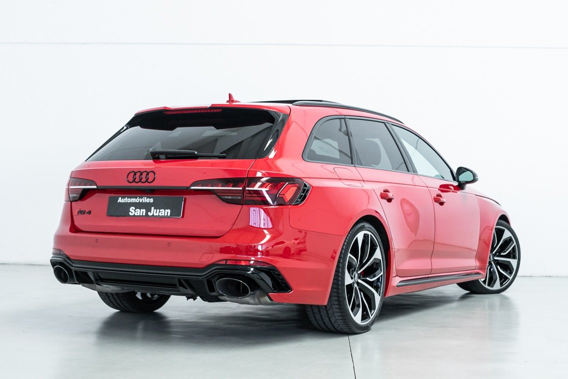 AUDI RS4 AVANT 2.9 TFSI QUATTRO TIPTRONIC