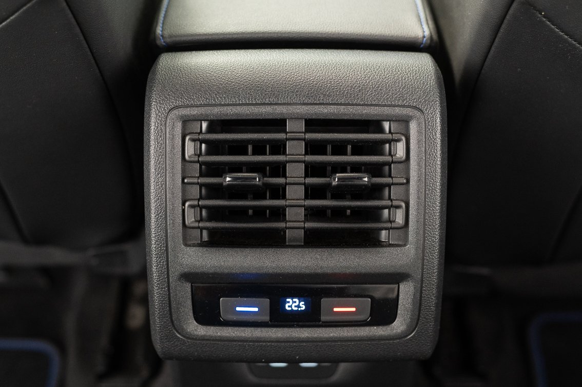 VOLKSWAGEN Golf R PERFORMANCE 2.0 TSI DSG 4MOTION 320 CV