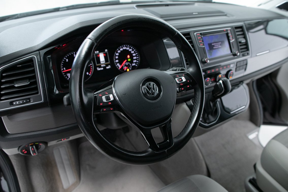 VOLKSWAGEN CALIFORNIA OCEAN BULLI 2.0 TDI DSG 204 CV