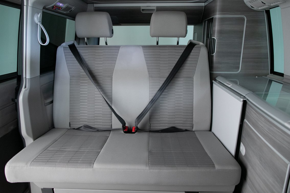 VOLKSWAGEN CALIFORNIA OCEAN BULLI 2.0 TDI DSG 204 CV