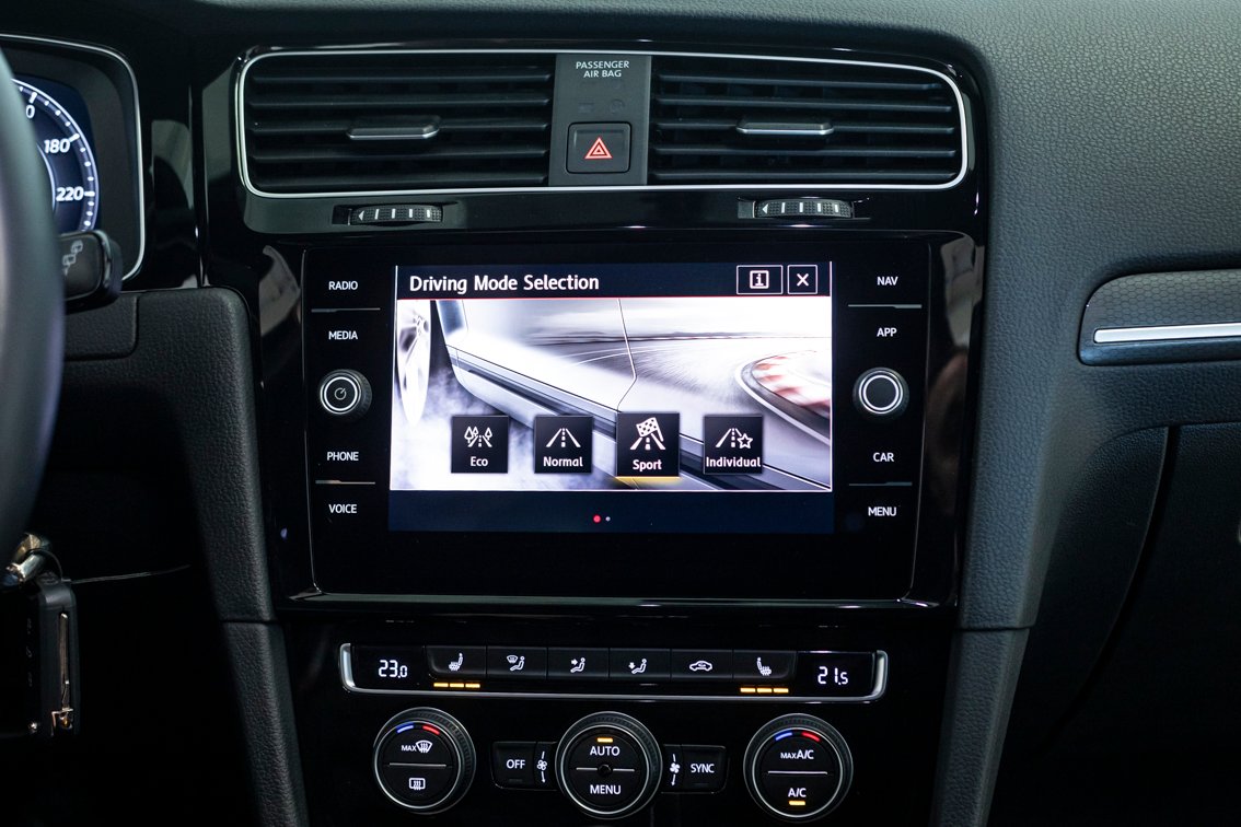 VOLKSWAGEN Golf GTI PERFORMANCE 2.0 TSI DSG 245 CV