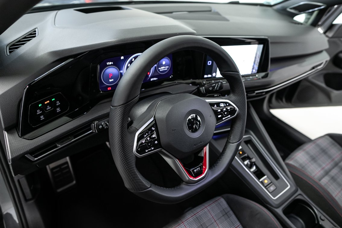 VOLKSWAGEN Golf GTI 2.0 TSI DSG 245 CV
