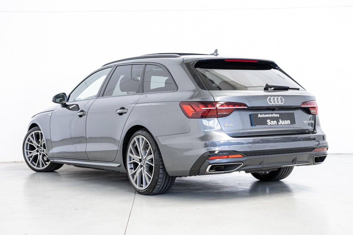 AUDI A4 Avant BLACK LINE 35 TFSI 150 CV