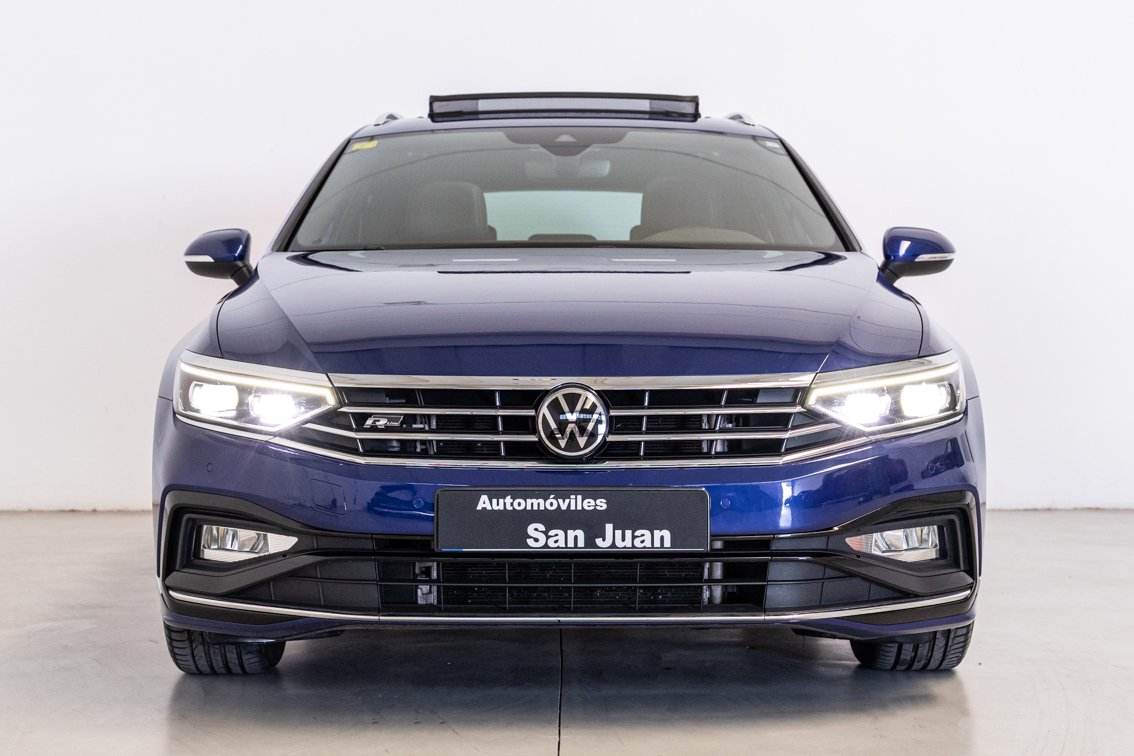VOLKSWAGEN Passat Variant R LINE 2.0 TSI DSG 190 CV