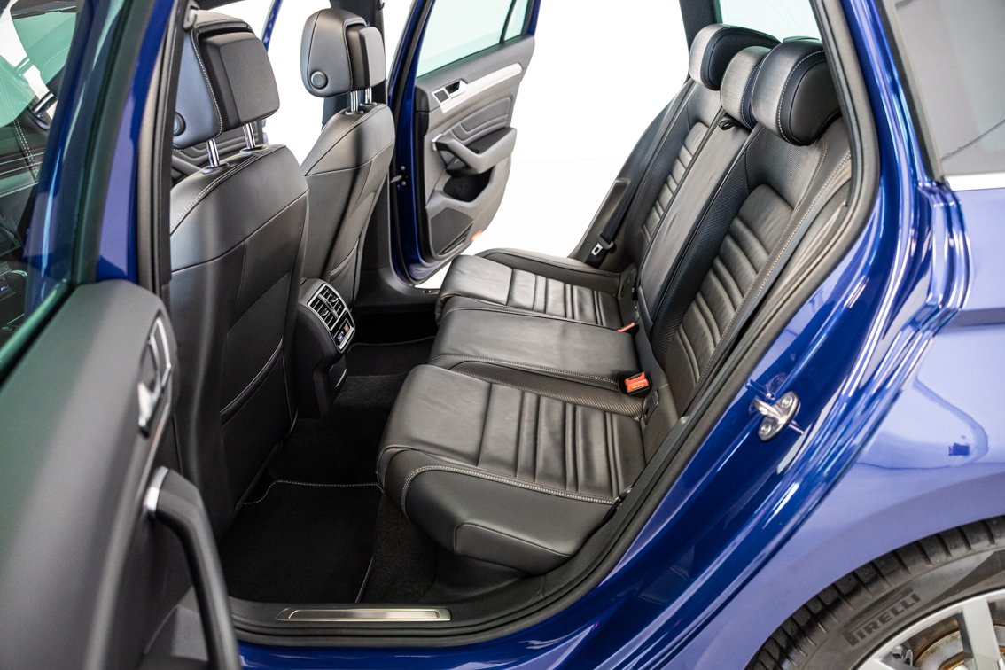 VOLKSWAGEN Passat Variant R LINE 2.0 TSI DSG 190 CV