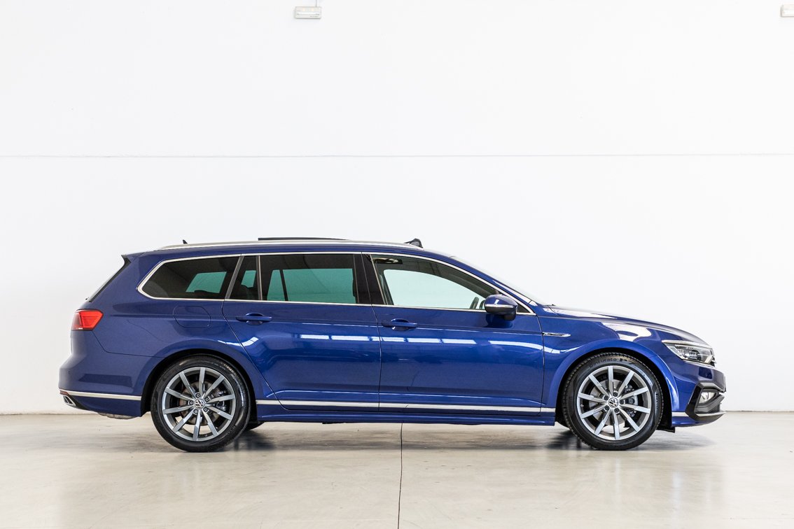 VOLKSWAGEN Passat Variant R LINE 2.0 TSI DSG 190 CV