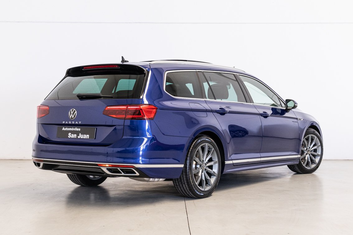 VOLKSWAGEN Passat Variant R LINE 2.0 TSI DSG 190 CV