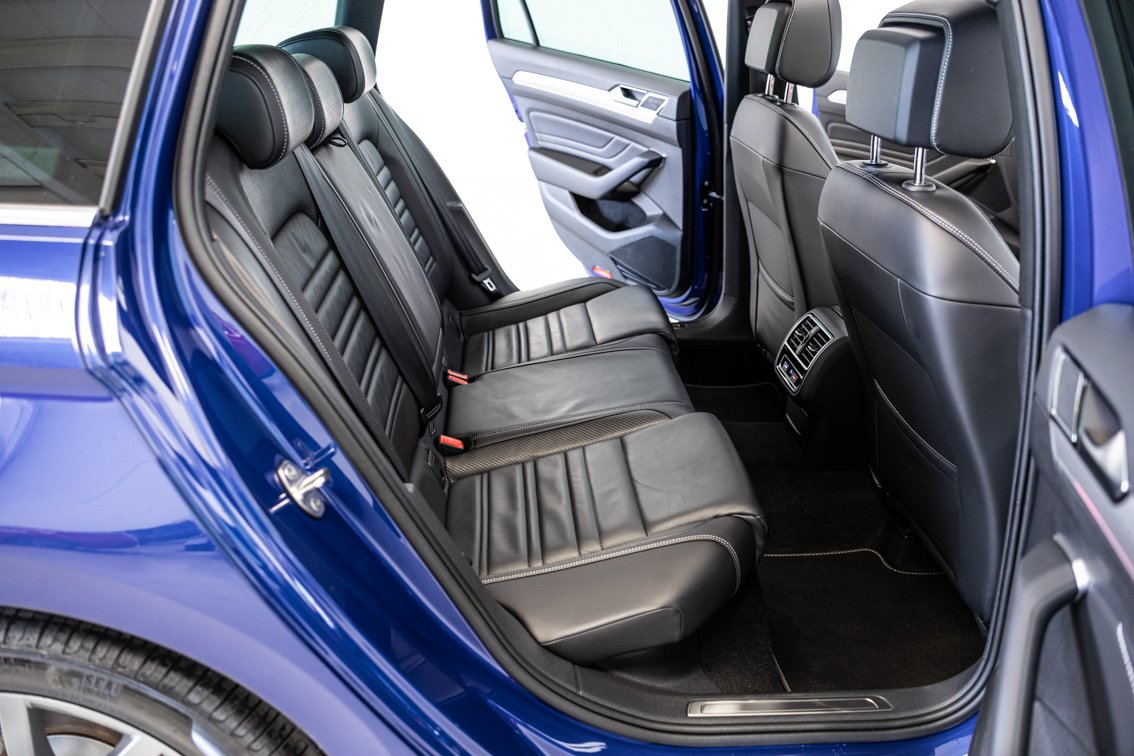 VOLKSWAGEN Passat Variant R LINE 2.0 TSI DSG 190 CV