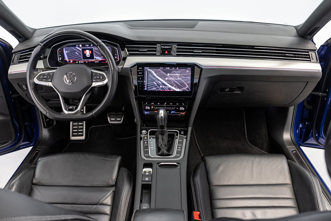 VOLKSWAGEN Passat Variant R LINE 2.0 TSI DSG 190 CV