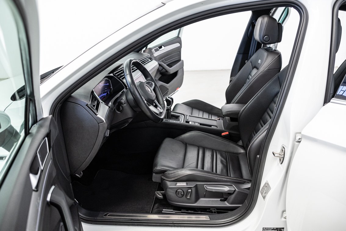 VOLKSWAGEN Passat R LINE 2.0 TDI 150 CV