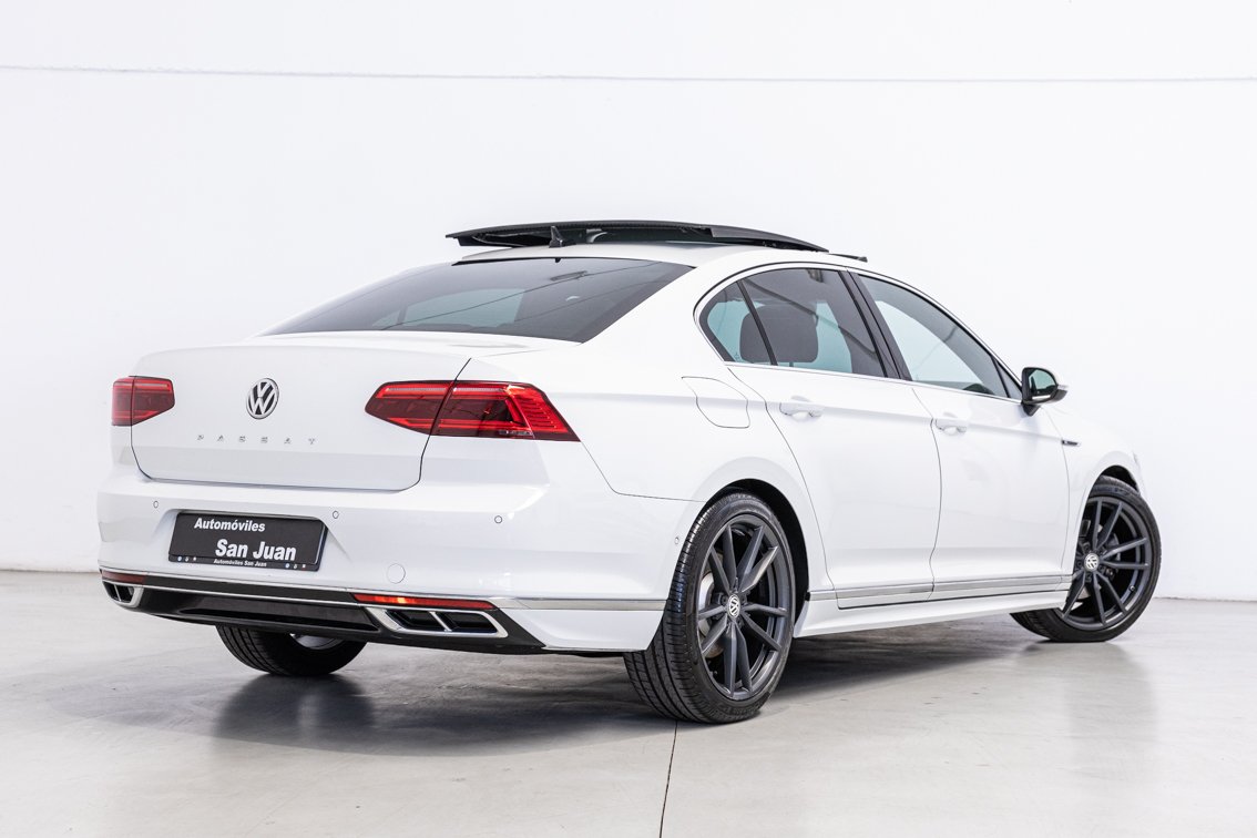 VOLKSWAGEN Passat R LINE 2.0 TDI 150 CV
