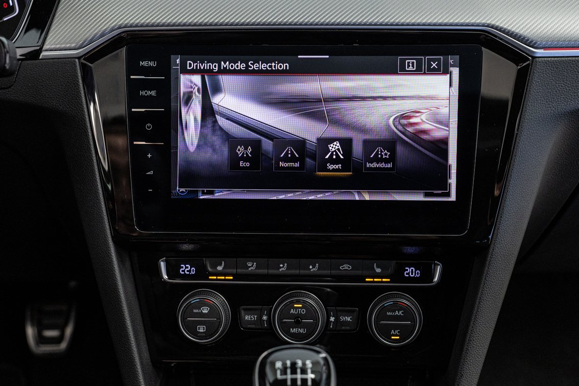 VOLKSWAGEN Passat R LINE 2.0 TDI 150 CV