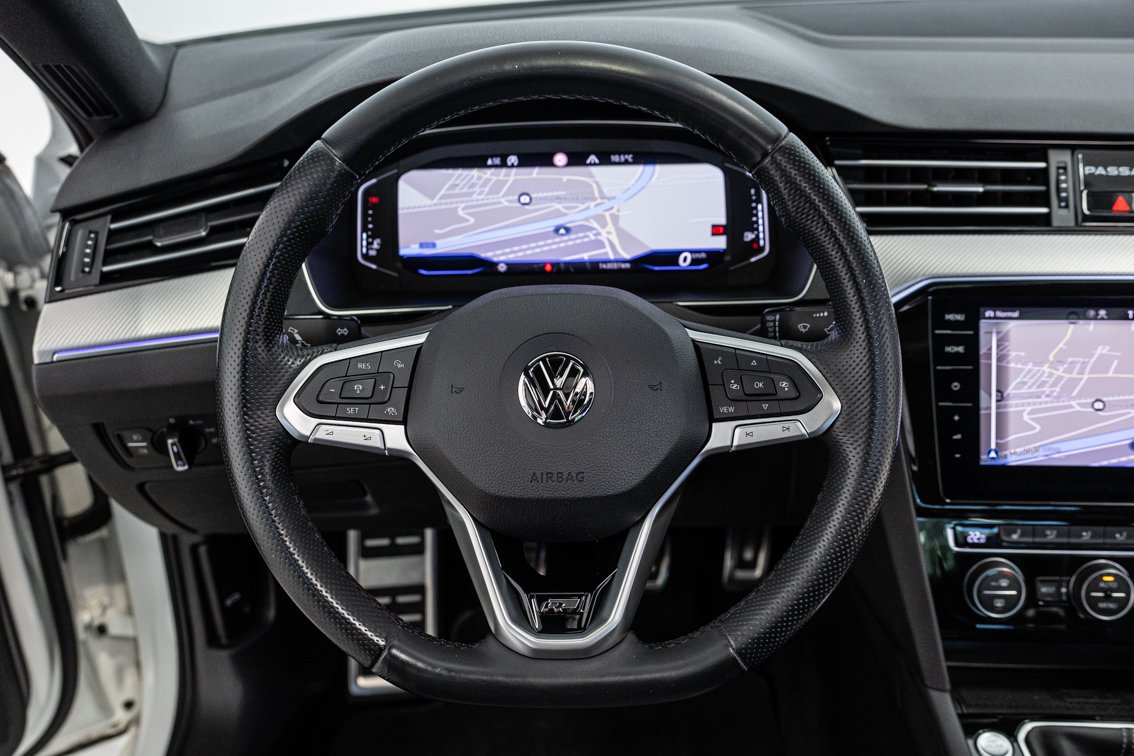 VOLKSWAGEN Passat R LINE 2.0 TDI 150 CV