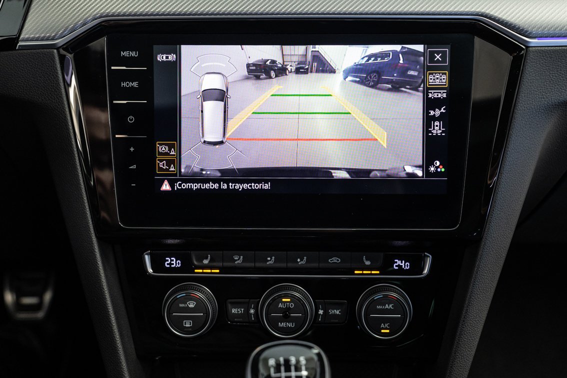 VOLKSWAGEN Passat Variant R LINE 2.0 TDI 150 CV