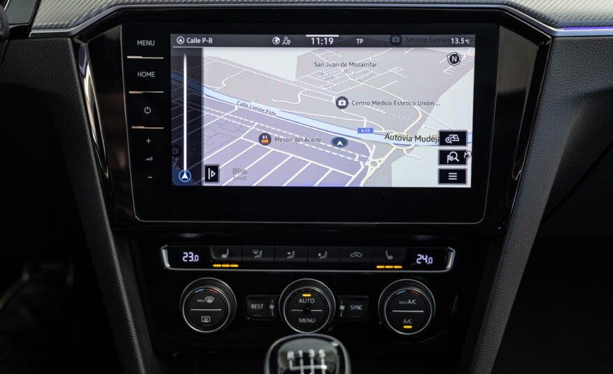 VOLKSWAGEN Passat Variant R LINE 2.0 TDI 150 CV