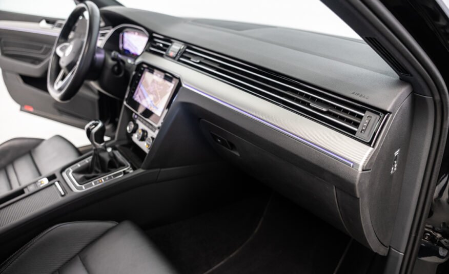 VOLKSWAGEN Passat Variant R LINE 2.0 TDI 150 CV