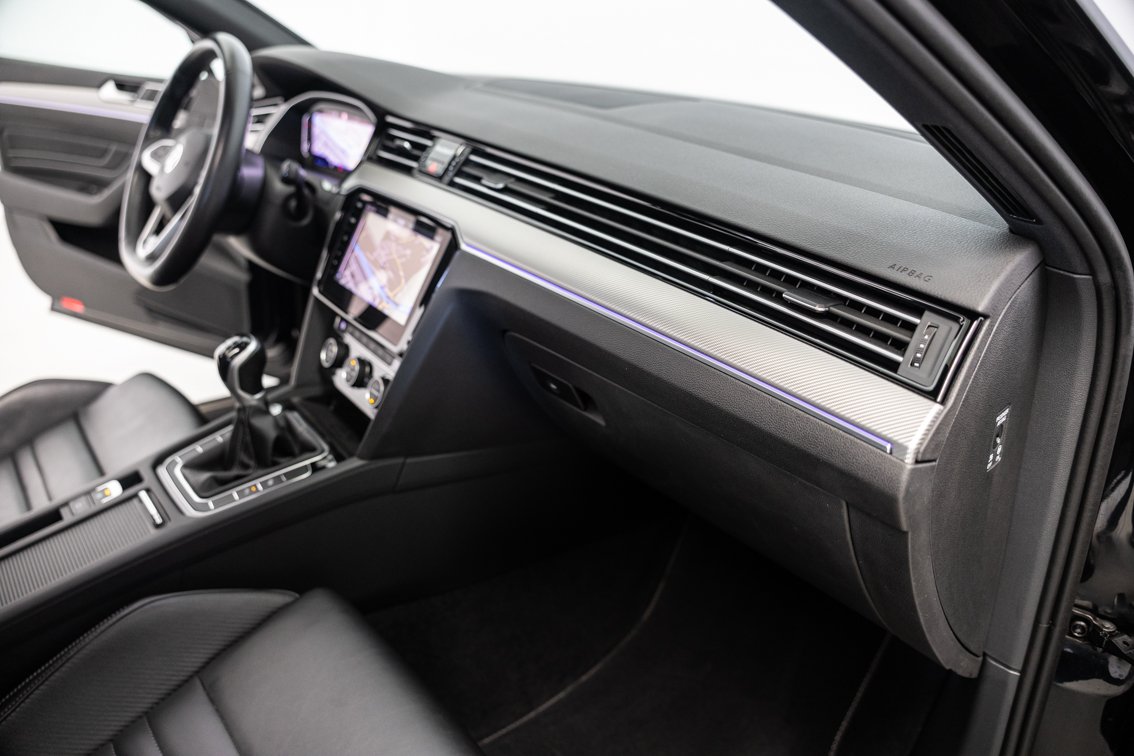 VOLKSWAGEN Passat Variant R LINE 2.0 TDI 150 CV