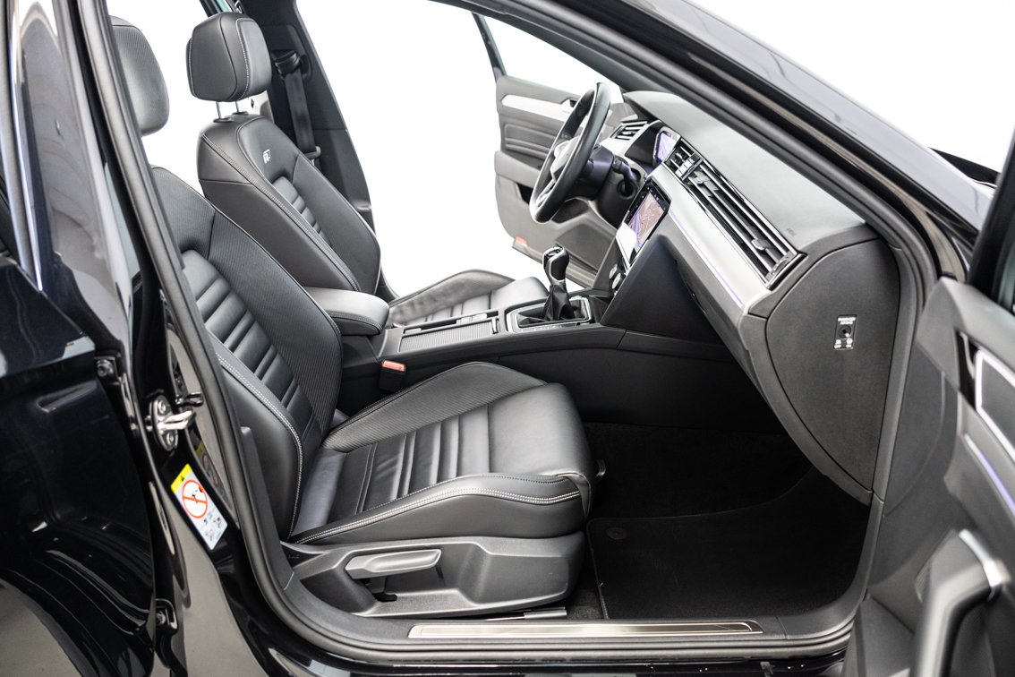 VOLKSWAGEN Passat Variant R LINE 2.0 TDI 150 CV