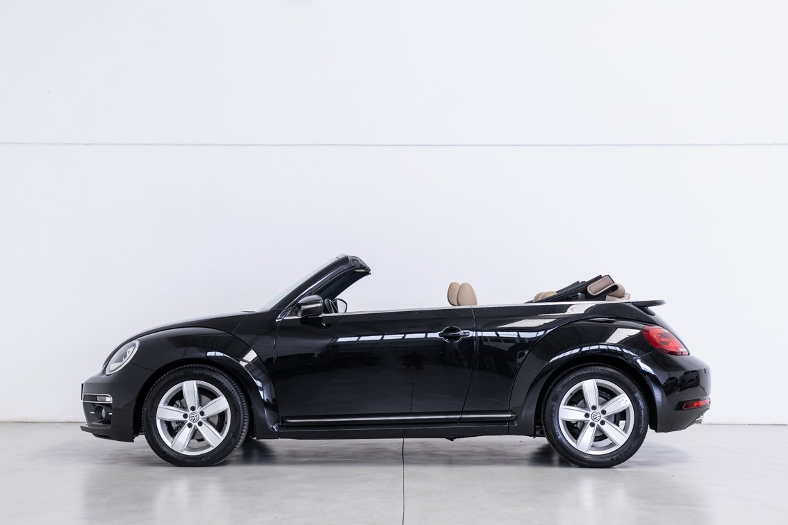 VOLKSWAGEN BEETLE CABRIO DESIGN 2.0 TDI 110 CV