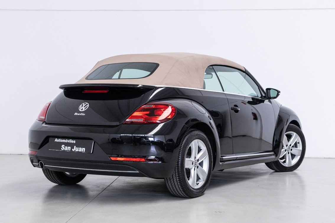 VOLKSWAGEN BEETLE CABRIO DESIGN 2.0 TDI 110 CV