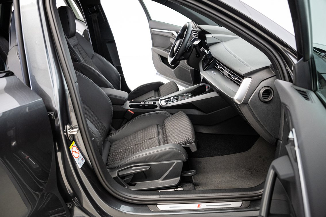 AUDI A3 SPORTBACK BLACK LINE 35 TDI S TRONIC 150 CV