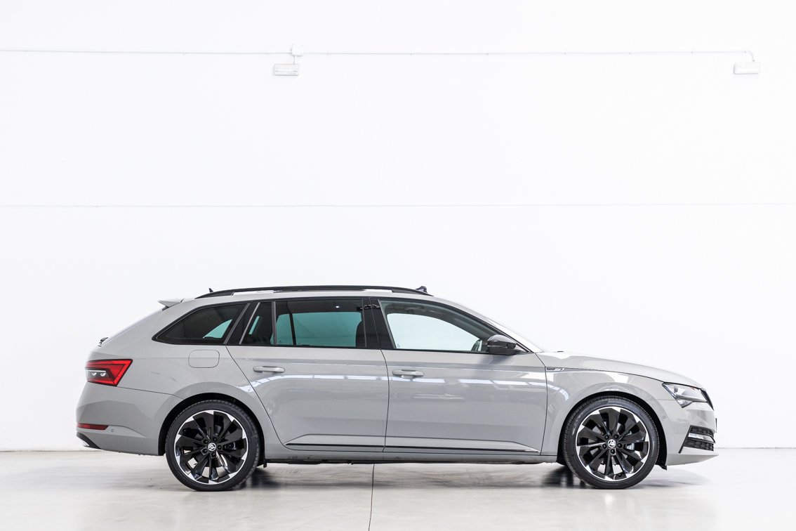 SKODA SUPERB COMBI SPORTLINE 1.4 TSI DSG PHEV 218 CV