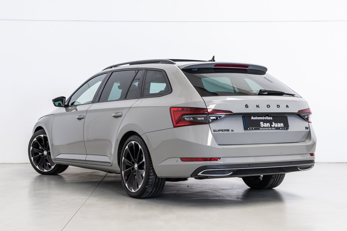 SKODA SUPERB COMBI SPORTLINE 1.4 TSI DSG PHEV 218 CV