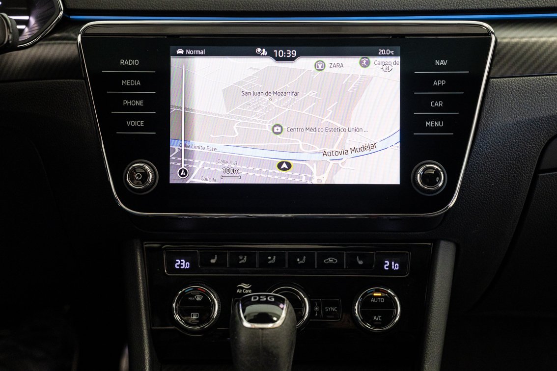 SKODA SUPERB COMBI SPORTLINE 1.4 TSI DSG PHEV 218 CV