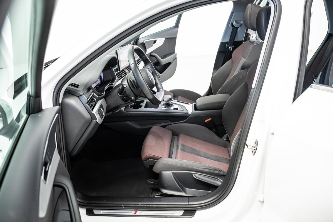AUDI A4 Avant S LINE 35 TFSI 150 CV