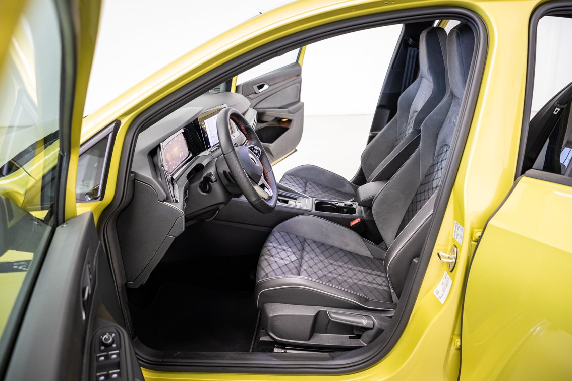 VOLKSWAGEN Golf R LINE 1.5 ETSI DSG 150 CV