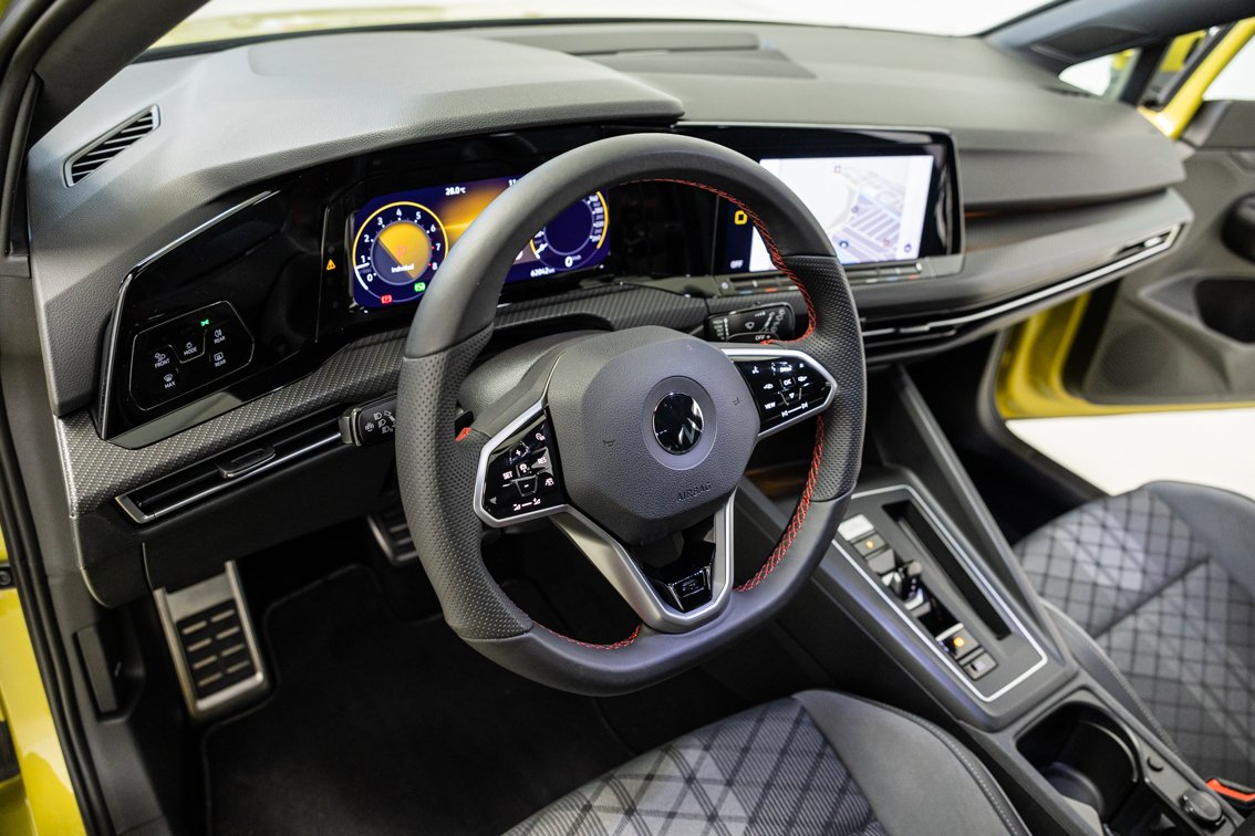 VOLKSWAGEN Golf R LINE 1.5 ETSI DSG 150 CV