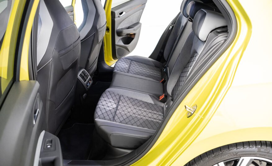VOLKSWAGEN Golf R LINE 1.5 ETSI DSG 150 CV