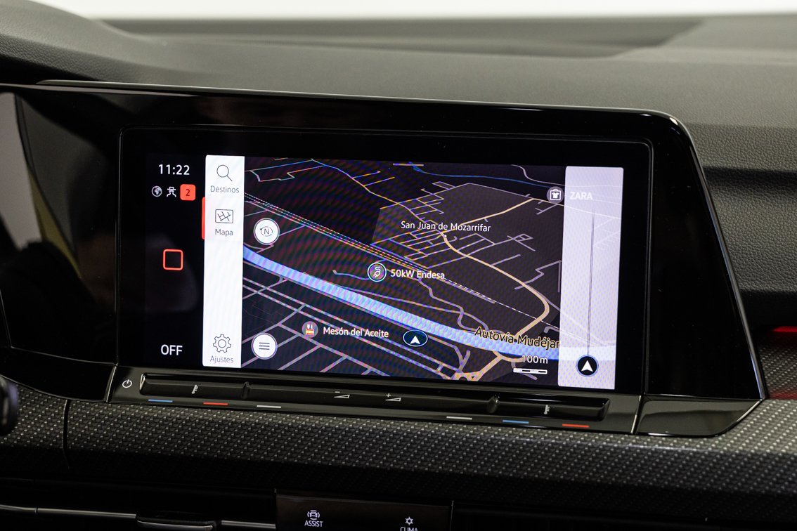 VOLKSWAGEN Golf R LINE 1.5 ETSI DSG 150 CV