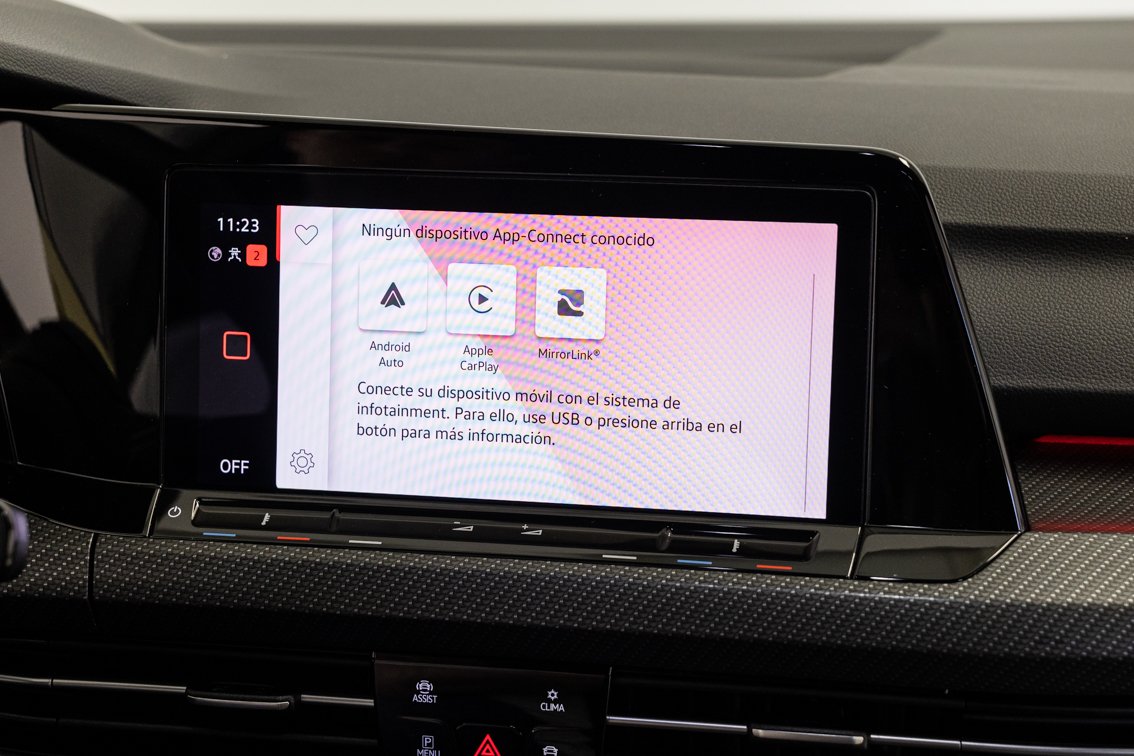 VOLKSWAGEN Golf R LINE 1.5 ETSI DSG 150 CV