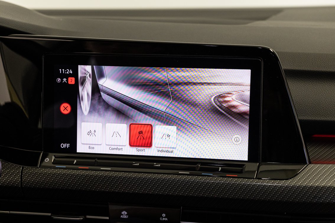 VOLKSWAGEN Golf R LINE 1.5 ETSI DSG 150 CV