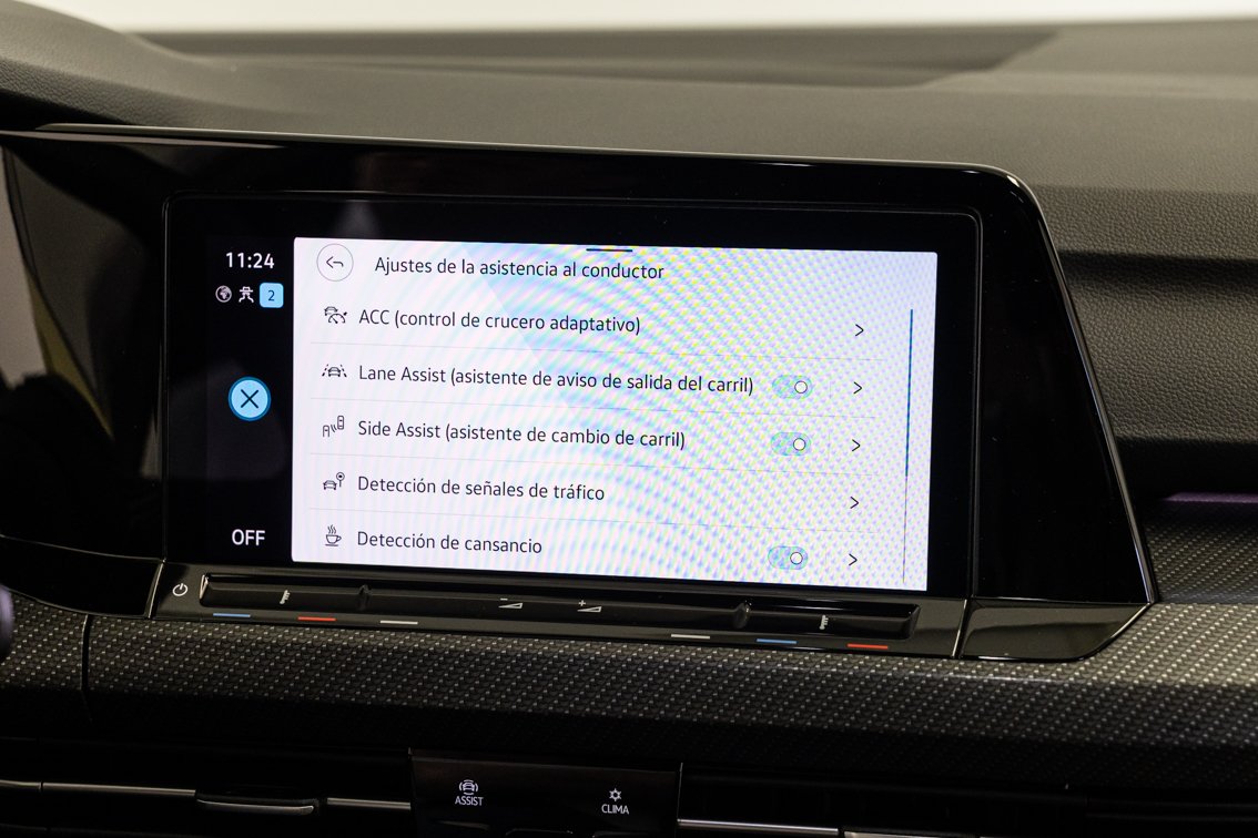 VOLKSWAGEN Golf R LINE 1.5 ETSI DSG 150 CV